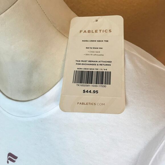 Fabletics white tee love leggings athleisure tshirt womens small new - Picture 4 of 5